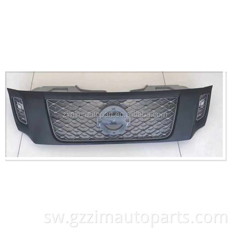 Modified Black Front  Middle Grille Used For NP300 2016